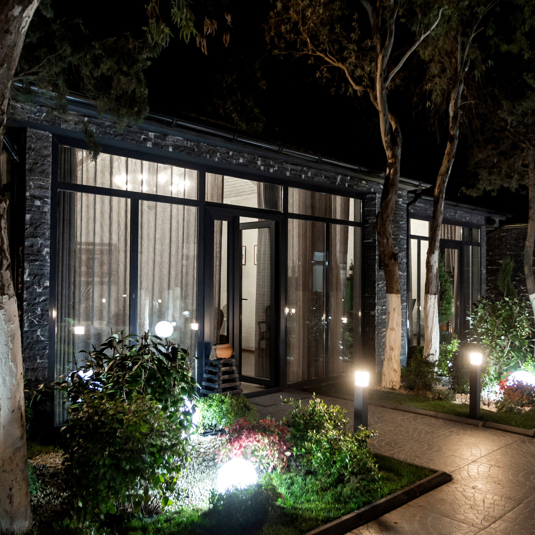 Gardenreet: Premium Outdoor Lighting Fixtures